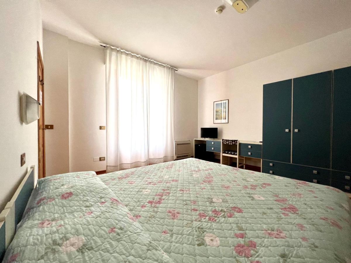 Hotel Marvin Sant'Albino ภายนอก รูปภาพ