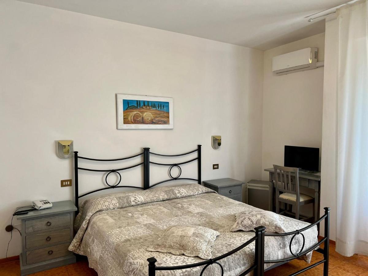 Hotel Marvin Sant'Albino ภายนอก รูปภาพ