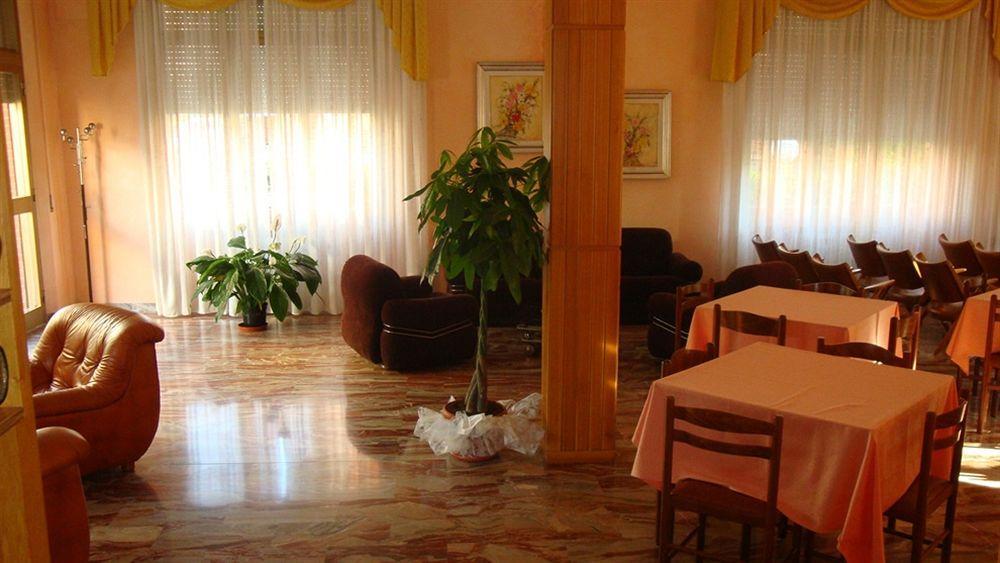 Hotel Marvin Sant'Albino ภายนอก รูปภาพ